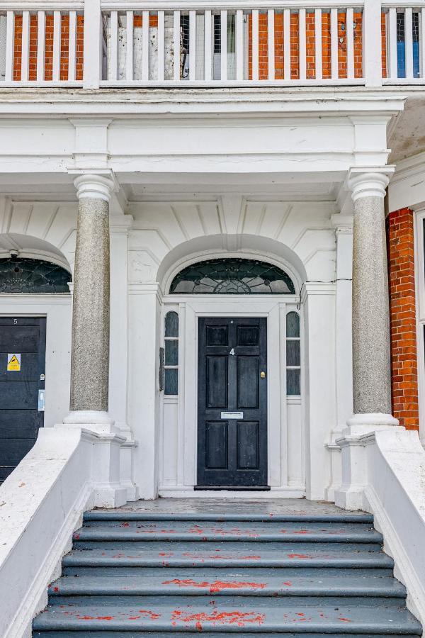 Beachside Bolthole Margate Exterior photo
